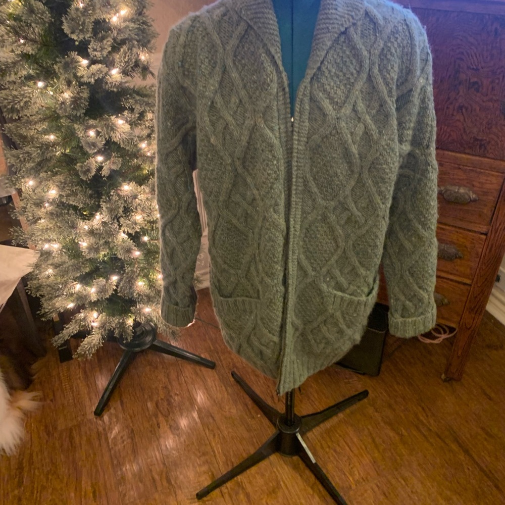 Lauren by Ralph Lauren wool cable knit sweater.  Sage/olive green.